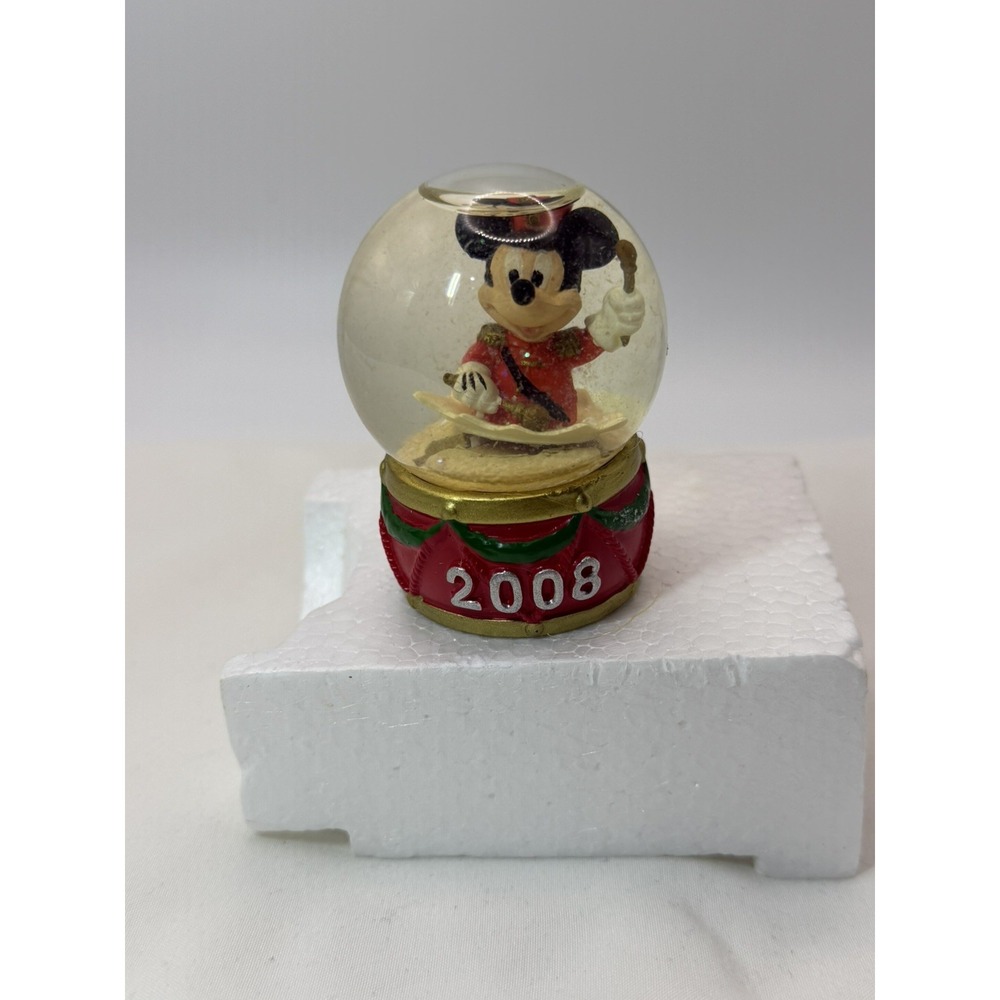 Disney Collectible Snow Globe with Mickey 2008 JCPenney Store Exclusive With Box